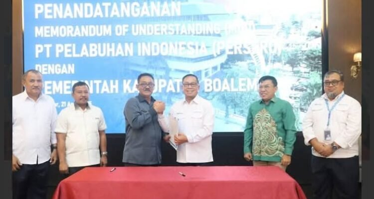 Penandatanganan MoU Antara Pemkab Boalemo dan PT. Pelindo, Terkait Pengembangan Pelabuhan Tilamuta