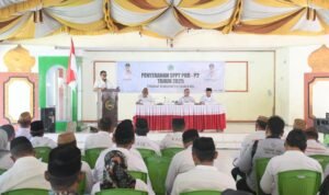 Bupati Boalemo, Rum Pagau saat menghadiri penyerahan SPPT PBB - P2