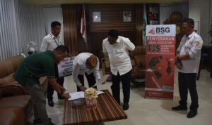 Penandatanganan serah terima dana CSR dari Bank SulutGo ke Pemkab Boalemo