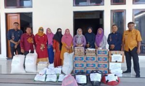 Sekretariat Dewan Lepas Bantuan DPRD Pohuwato Untuk Korban Banjir Wanggarasi