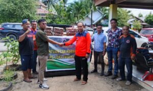 PT Loka Indah Lestari Salurkan Bantuan Kepada Korban Banjir Wanggarasi Melalui Posko Bencana