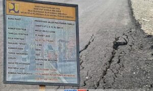 Proyek Jalan Paguyaman- Tabulo Boalemo