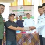 Koperasi Bukit Sawit Popayato Salurkan SHP Kepada Anggota Koperasi disaksikan Kepala Dinas Perindagkop dan Camat Popayato Timur dan Camat Popayato