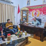 Ketua KONI Provinsi Gorontalo Fikram Salilama Bersama Pengurus Saat Menerima Aduan Calon Ketua KONI Kabupaten Gorontalo Jefri Rumampuk