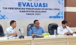 Bupati Boalemo Rum Pagau saat membuka evaluasi tim percepatan penurunan stunting