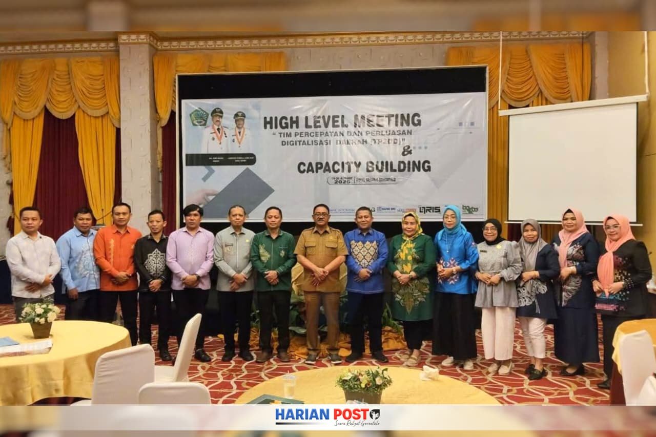 Bupati Boalemo, Rum Pagau saat menghadiri High Level Meeting (HLM) Tim Percepatan dan Perluasan Digitalisasi Daerah (TP2DD)