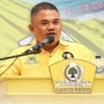 Ketua DPD II Golkar Pohuwato Nasir Giasi