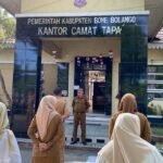Sekda Bone Bolango Iwan Mustapa Beri Motivasi Kepada Pegawai Pemerintah Kecamatan Tapa