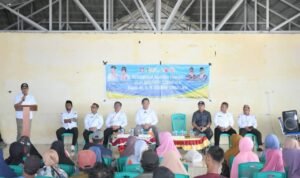 Wabup Lahmudin Hambali Sampaikan Sambutan Pada Penyerahan Bantuan Oleh Gubernur Gorontalo Gusnar Ismail