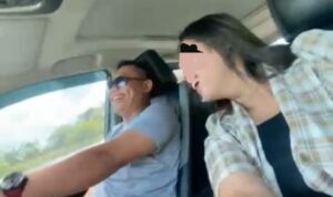 Potongan gambar dari video yang viral memperlihatkan Aleg Goronyalo Wahyudin Moridu bersama Seorang Wanita