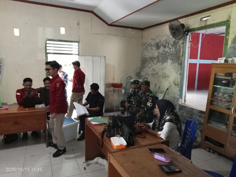 Penyidik Kejari Boalemo Geledah Kantor Desa Pentadu Barat, Tilamuta.