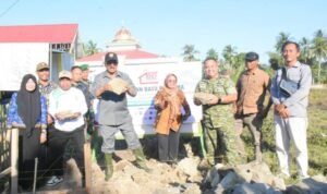 WhatsApp Image 2025-10-18 at 13.28.37 Bupati Boalemo Rum Pagau dan Dandim 1316 Boalemo Letakkan Batu Pertama Pembangunan Kopdes Merah Putih