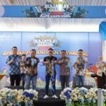 Peresmian Hajatan FIFGROUP Cabang Gorontalo oleh jajaran manajemen FIFGROUP Wilayah Sulawesi Utara (Sulut) berlokasi di Kantor Cabang Gorontalo. (Dari kiri- kekanan) Marketing Manager SPEKTRA Wilayah Sulawesi Utara, Alfian Maramis; Marketing Manager FIFASTRA Wilayah Sulawesi Utara, Muhammad Harris; Sulawesi Utara Area Head FIFGROUP, Uce Yasir Anwar; Marketing Manager DANASTRA Wilayah Sulawesi Utara, Sutimin; dan Kepala Cabang FIFGROUP Gorontalo, Muhamad Irpan.