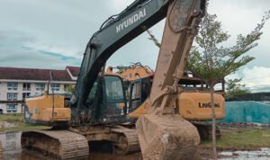 Alat Berat Milik Terduga Pelaku PETI yang Diamankan Polres Pohuwato ( Foto : Harian Post )