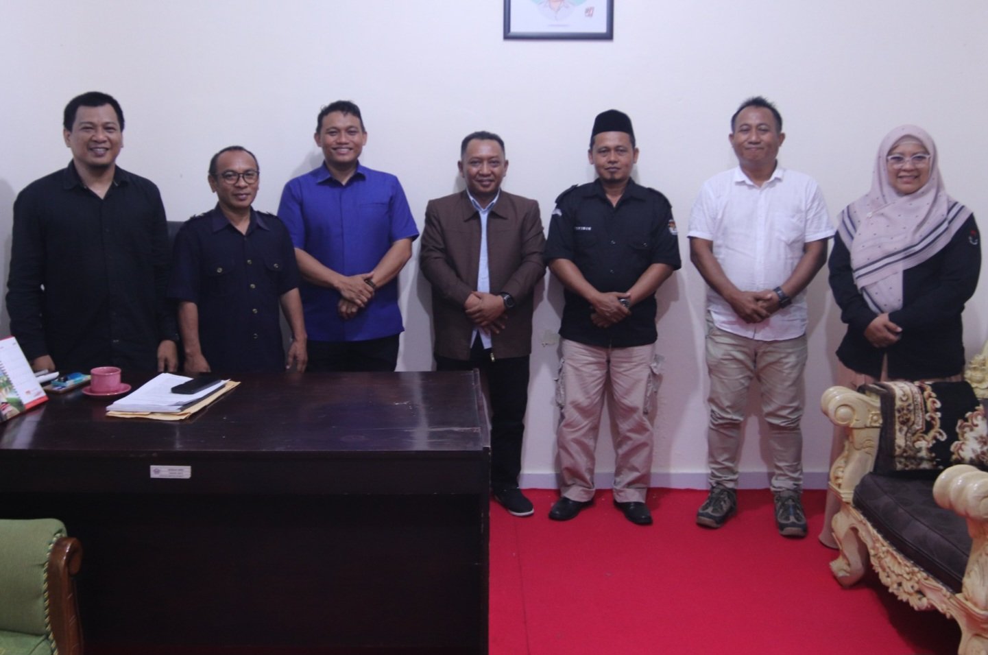 Foto Bersama Komisioner KPU Pohuwato dan Pengurus PAN Pohuwato (foto Humas KPU Pohuwato)