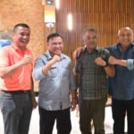 (Kanan - Kiri) Foto Bersama Anggota DPR RI Golkar Rusli Habibie, Nasir Giasi, Beni Nento dan Anggota DPD RI Syarif Mbuinga