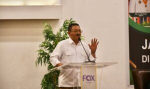 Bupati Boalemo, Rum Pagau membuka seleksi terbuka jabatan pimpinan tinggi Pratama. (Foto : Prokopim Pemda Boalemo)