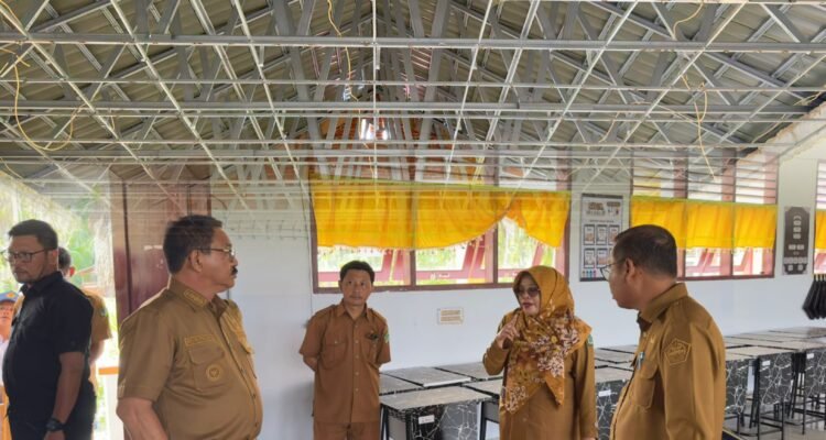 Bupati Boalemo Tinjau SMPN 3 Mananggu Bupati Boalemo Tinjau SMPN 3 Mananggu