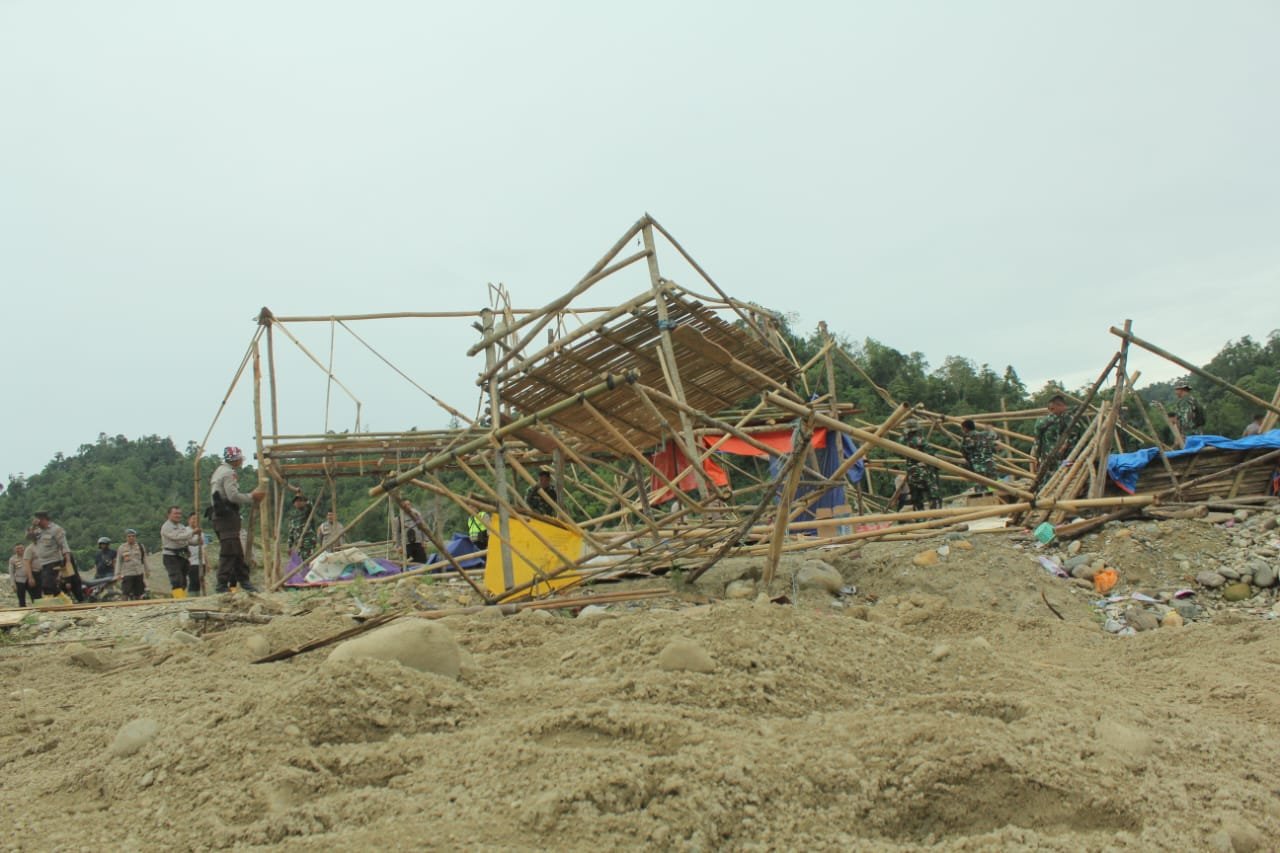Pondok Penambang Setelah Dorobohkan