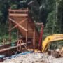 Alat Berat Excavator yang Digunakan Pada PETI Tamaila Utara