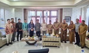 Wakil Bupati Boalemo, Lahmuddin Hambali saat menerima tim BPK RI Perwakilan Provinsi Gorontalo