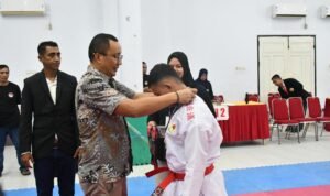 Wabup Lahmuddin Buka Kejuaraan Karate di Boalemo