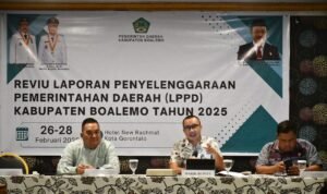 Wakil Bupati Boalemo Lahmuddin Hambali menutup reviu LPPD Kabupaten Boalemo 2025