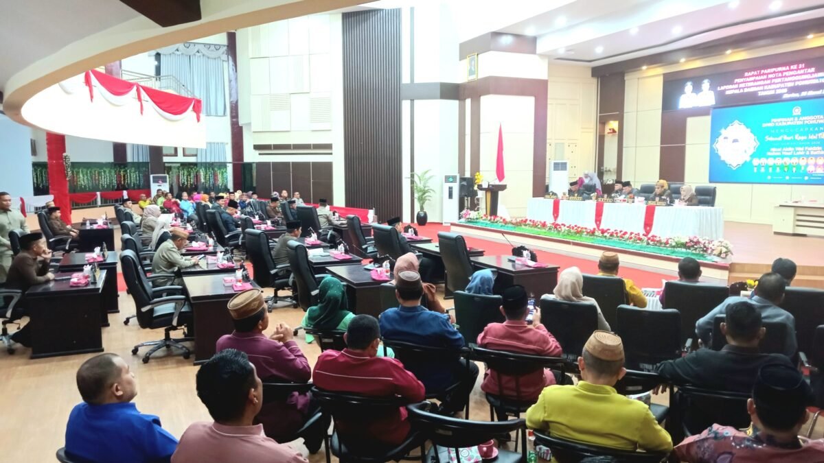 Suasana Rapat Paripurna Penyampaian Nota pengantar Laporan Keterangan Pertanggungjawaban (LKPJ) Kepala Daerah Kabupaten Pohuwato Tahun 2025. Kamis malam, 26 Maret 2026, di Ruang Rapat Paripurna DPRD.