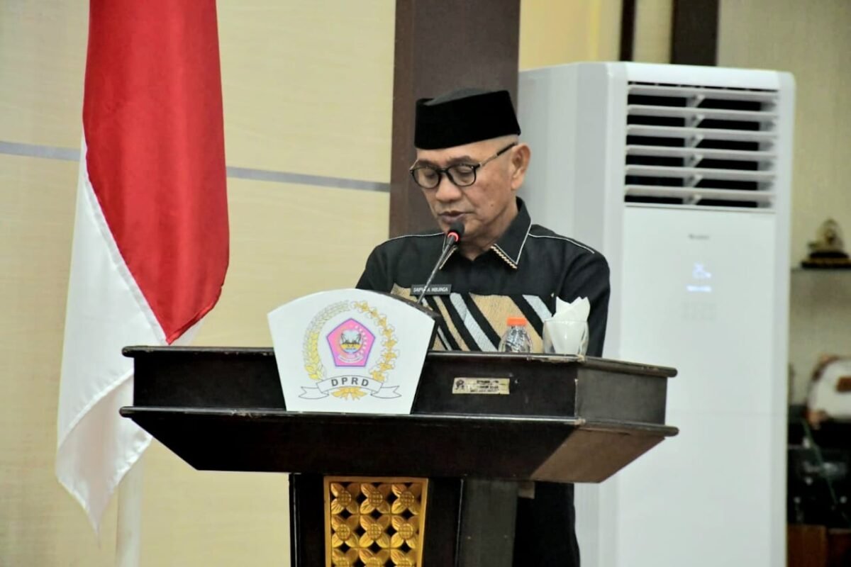 Bupati Kabupaten Pohuwato Saipul Mbuinga Sampaikan Nota Pengantar LKPJ Tahun 2025 ( Foto : Iwan Karim)