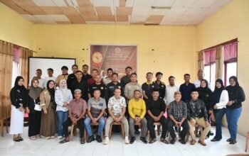 Wakil Bupati Boalemo Lahmuddin Hambali Bersama Pemuda Botumoito