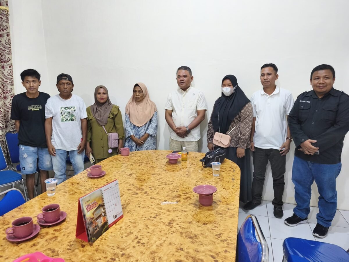 Ketua Komisi III DPRD Pohuwato Menerima Aspirasi Anggota koperasi BSP