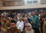 Bupati Ismet Mile (Kenakan Kemeja putih - upia karanji) saat menghadiri Rakornas Kementan RI