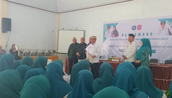 Perkuat Peran Dasawisma, Ismet Mile Ajak Seluruh Warga Ikut Bangun Bone Bolango