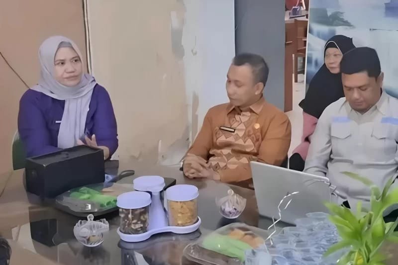 Studi tiru penerapan e-presensi ASN oleh BKPSDM Bolsel ke BKPSDM Bone Bolango. (Foto Istimewa)