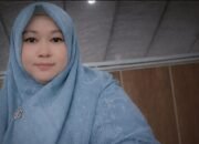 Syamsia Anapia, S. Pd.I (ibu korban)