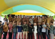 Foto Bersama Pengurus Koperasi KIB Binaan PT IGL dan PT BTL