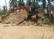 Penambang Bulangita Kerahkan Alat Berat Keruk Material di Sungai yang Mendangkal