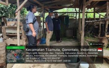 Tim Pemeriksa Kesehatan Hewan Kurban Dinas Pertanian dan Ketahanan Pangan Boalemo. (Sumber Foto: Istimewa)