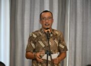 Wakil Bupati Boalemo, Lahmuddin Hambali membuka kegiatan pembinaan dan pemetaan Alkes di Puskesmas dan Labkesmas kabupaten Boalemo.(Sumber Foto: Prokopim)