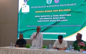 Bupati Bone Bolango, Ismet Mile Buka Kegiatan Peningkatan Kapasitas Masyarakat Bahasa Bonda dan Bolango. (Sumber Foto: Rizal)