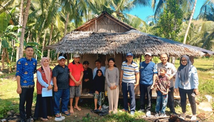 Dari Rumah ke Rumah, Wabup Lahmuddin Cari Anak Miskin untuk Disekolahkan Negara