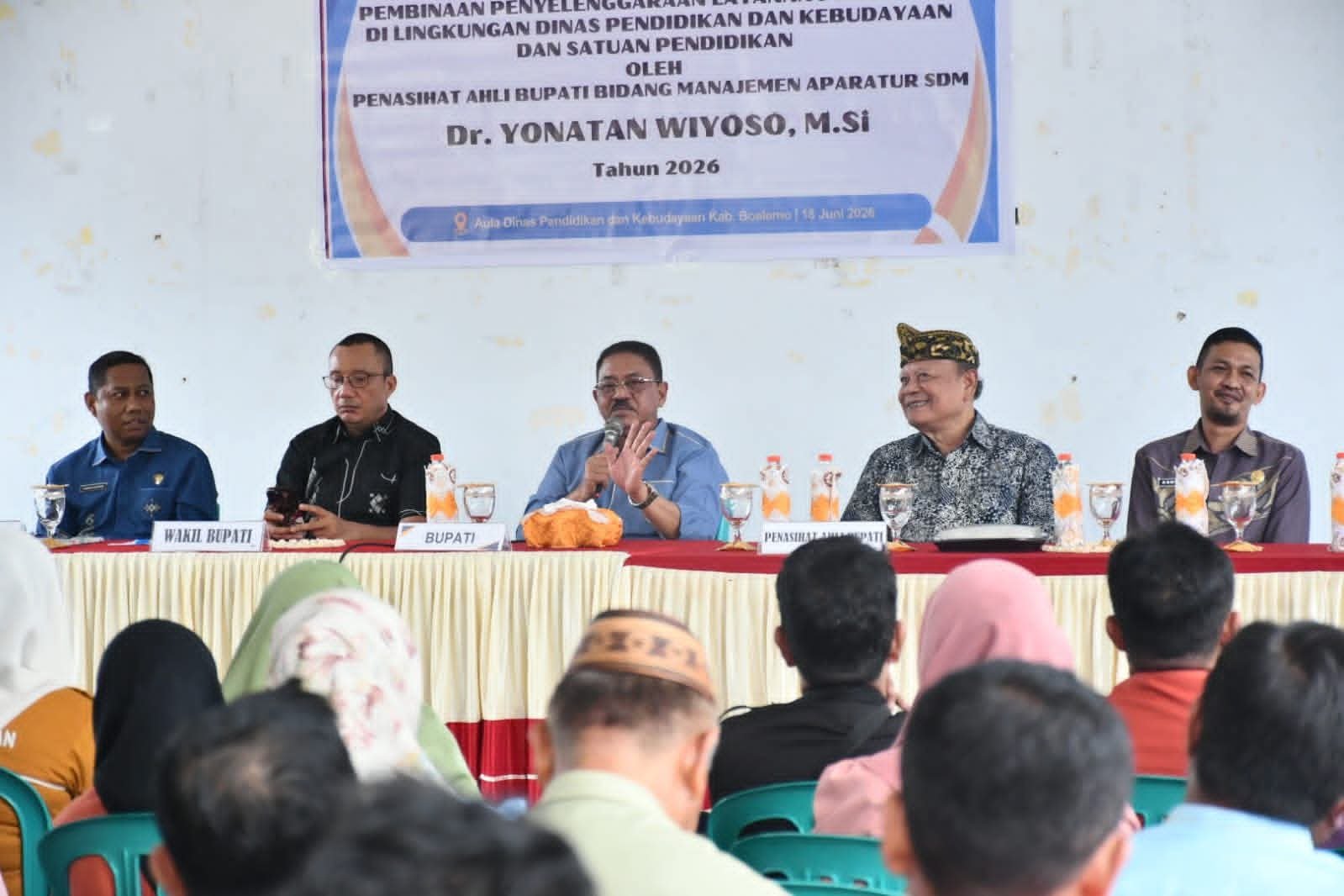 Pembinaan Penyelenggaraan Layanan Pendidikan di kabupaten Boalemo.(Sumber Foto: Prokopim/Arif)