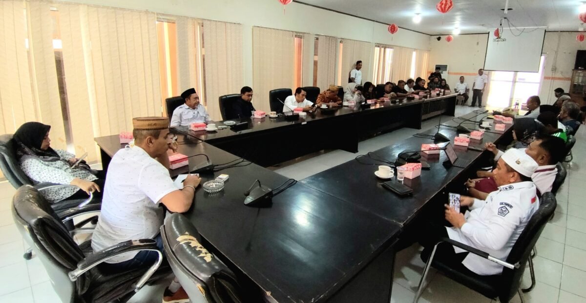 DPRD Pohuwato Gelar RDP Bersama Perwakilan Masyarakat Popayato Terkait Investasi oleh PT Luminto Ageng Lestari Joyo