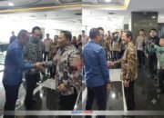 Wakil Bupati Boalemo, Lahmudin Hambali, bersama Menteri Kelautan dan Perikanan RI, Sakti Wahyu Trenggono, beserta Wakil Menteri Kelautan dan Perikanan RI, Didit Herdiawan Ashaf, dalam agenda penguatan sektor maritim regional. (Foto Istimewa)
