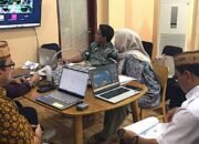 Sekretaris Daerah Bone Bolango saat mengikuti zoom meeting bersama Kanwil Regional BKN Manado terkait Pra Ekspose Managemen Talenta. (Sumber Foto: Kominfo)