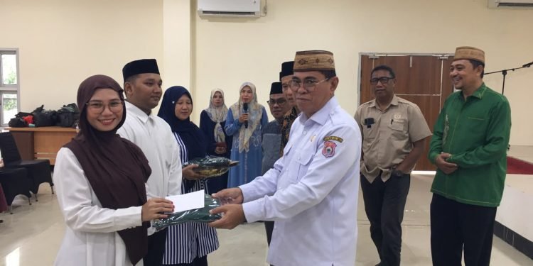 Pemerintah Kabupaten Bone Bolango resmi melepas 36 peserta kafilah yang akan berlaga pada Musabaqah Tilawatil Qur'an (MTQ) ke-12 tingkat Provinsi Gorontalo. (Sumber Foto: Kominfo)