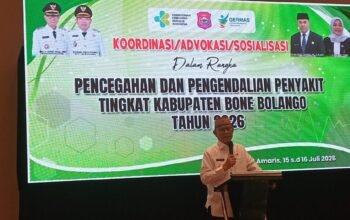 Bupati Bone Bolango, Ismet Mile membuka egenda Koordinasi Advokasi dan Sosialisasi Pencegahan serta Pengendalian Penyakit Tingkat Kabupaten Bone Bolango. (Foto Istimewa)
