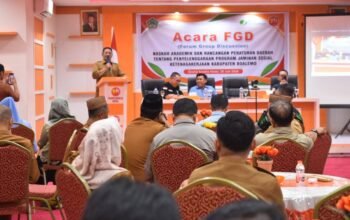 Bupati Boalemo, Rum Pagau Buka FGD Ranperda Jaminan Sosial.(Foto Prokopim)