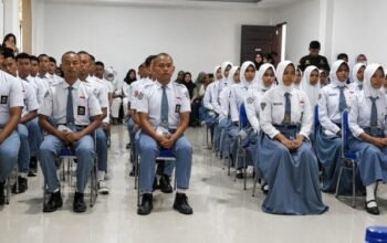 Pasukan Pengibar Bendera Merah - Putih di HUT RI ke - 81 di Bone Bolango