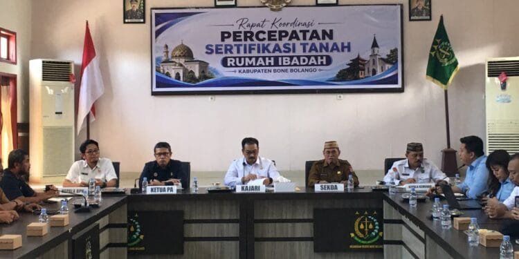 Rapat Koordinasi Percepatan Sertifikasi Tanah Rumah Ibadah Kabupaten Bone Bolango yang digelar di Aula Kejaksaan Negeri Bone Bolango, Selasa, 4 Agustus (Sumber : Kominfo Bone Bolango)